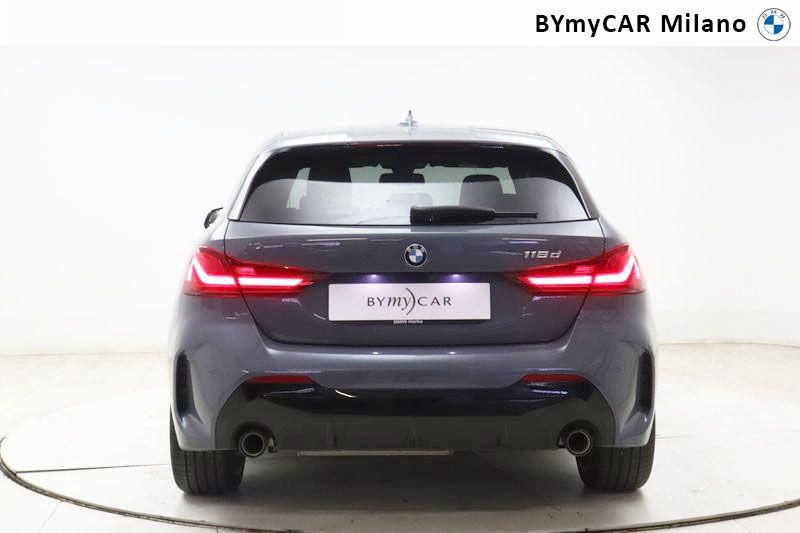 BMW Serie 1 118d Msport auto https://cdn.bymycar.eu/it-bo/assets/images/vehicles/vo/4884/BMW-SERIE-1-F40-jpg-3.jpg