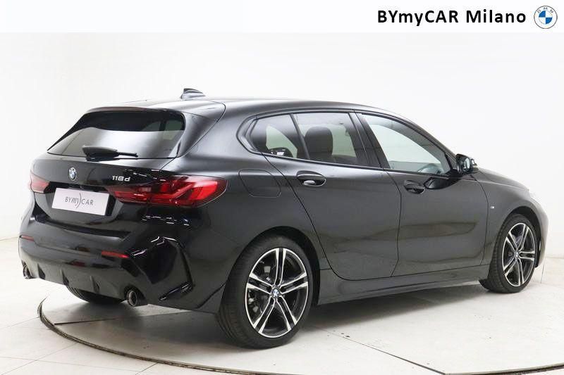 BMW Serie 1 118d Msport auto https://cdn.bymycar.eu/it-bo/assets/images/vehicles/vo/4887/BMW-SERIE-1-F40-jpg-5.jpg
