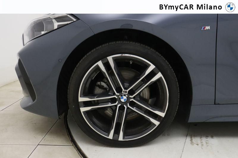 BMW Serie 1 118d Msport auto https://cdn.bymycar.eu/it-bo/assets/images/vehicles/vo/4888/BMW-SERIE-1-F40-jpg-9.jpg