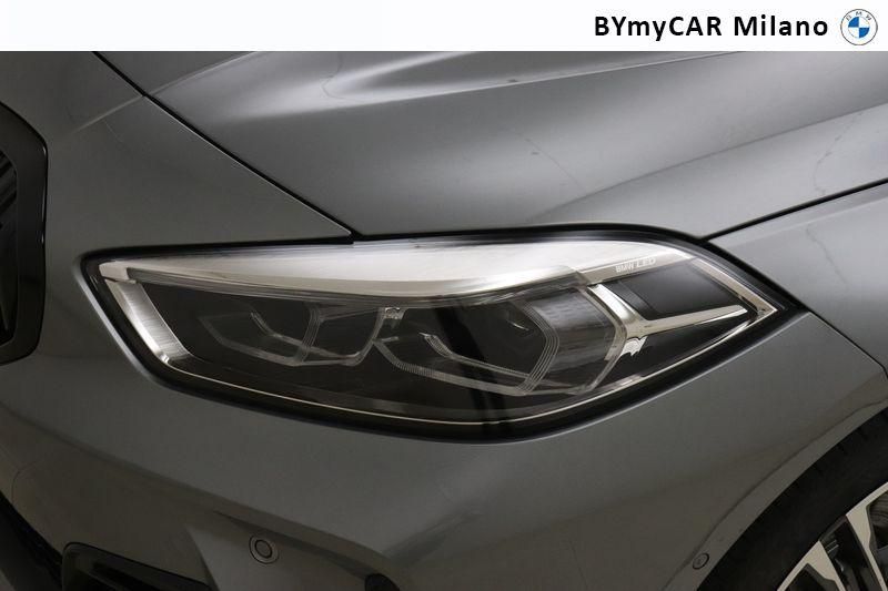 BMW Serie 1 118d Msport auto https://cdn.bymycar.eu/it-bo/assets/images/vehicles/vo/4889/BMW-SERIE-1-F40-jpg-10.jpg