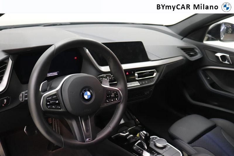 BMW Serie 1 118d Msport auto https://cdn.bymycar.eu/it-bo/assets/images/vehicles/vo/4889/BMW-SERIE-1-F40-jpg-11.jpg