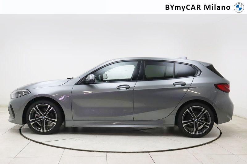 BMW Serie 1 118d Msport auto https://cdn.bymycar.eu/it-bo/assets/images/vehicles/vo/4889/BMW-SERIE-1-F40-jpg-2.jpg