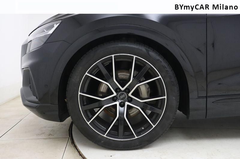 Audi Q8 Q8 50 3.0 tdi mhev Sport quattro tiptronic https://cdn.bymycar.eu/it-bo/assets/images/vehicles/vo/4891/AUDI-Q8-I-2018-jpg-9.jpg