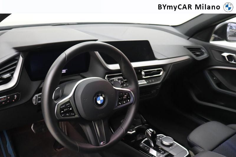BMW Serie 1 118d Msport auto https://cdn.bymycar.eu/it-bo/assets/images/vehicles/vo/4895/BMW-SERIE-1-F40-jpg-11.jpg