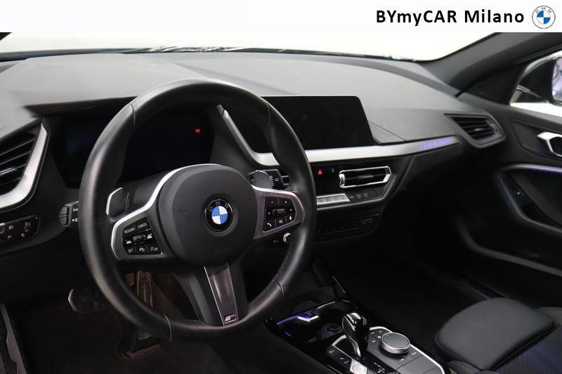 BMW Serie 1 118d Msport auto https://cdn.bymycar.eu/it-bo/assets/images/vehicles/vo/4897/BMW-SERIE-1-F40-jpg-11.jpg