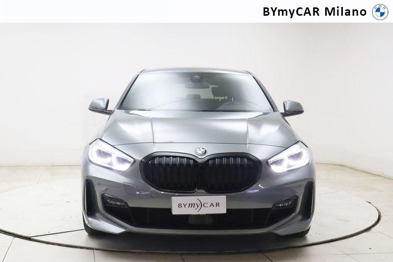 BMW Serie 1 118d Msport auto https://cdn.bymycar.eu/it-bo/assets/images/vehicles/vo/4899/BMW-SERIE-1-F40-jpg-4.jpg