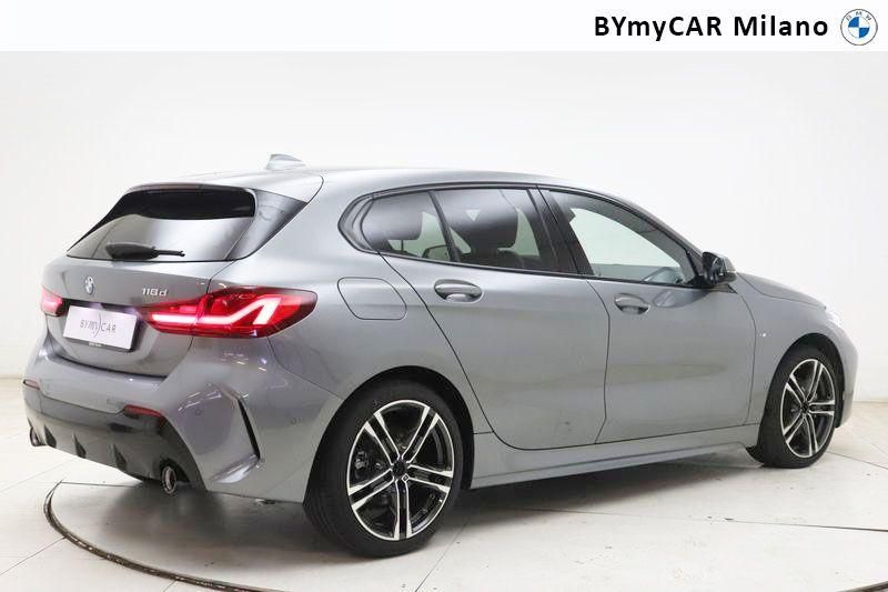 BMW Serie 1 118d Msport auto https://cdn.bymycar.eu/it-bo/assets/images/vehicles/vo/4899/BMW-SERIE-1-F40-jpg-7.jpg