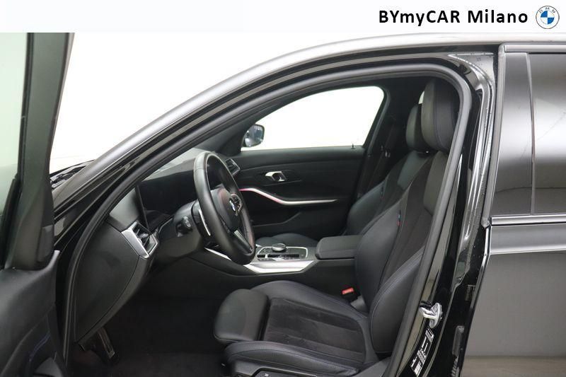 BMW Serie 3 320d mhev 48V MSport auto https://cdn.bymycar.eu/it-bo/assets/images/vehicles/vo/4904/BMW-SERIE-3-G20-2022-BERLINA-jpg-12.jpg
