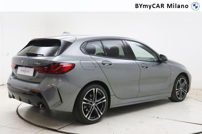 BMW Serie 1 118d Msport auto https://cdn.bymycar.eu/it-bo/assets/images/vehicles/vo/4905/BMW-SERIE-1-F40-jpg-7.jpg
