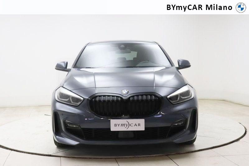 BMW Serie 1 118d Msport auto https://cdn.bymycar.eu/it-bo/assets/images/vehicles/vo/4907/BMW-SERIE-1-F40-jpg-4.jpg