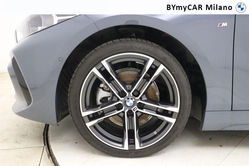 BMW Serie 1 118d Msport auto https://cdn.bymycar.eu/it-bo/assets/images/vehicles/vo/4907/BMW-SERIE-1-F40-jpg-9.jpg