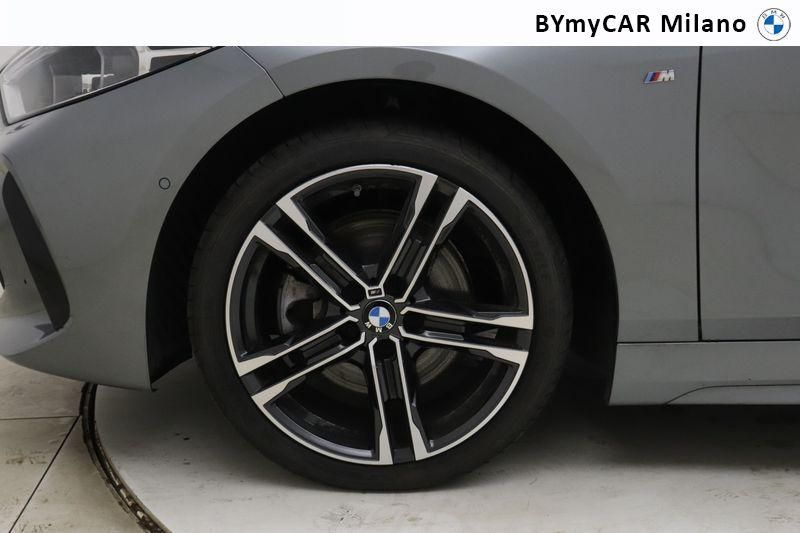 BMW Serie 1 118d Msport auto https://cdn.bymycar.eu/it-bo/assets/images/vehicles/vo/4928/BMW-SERIE-1-F40-jpg-9.jpg
