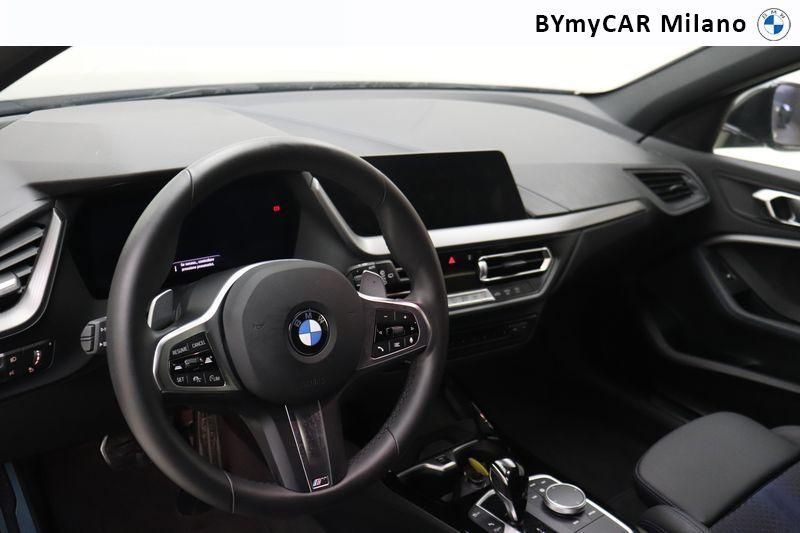 BMW Serie 1 118d Msport auto https://cdn.bymycar.eu/it-bo/assets/images/vehicles/vo/4929/BMW-SERIE-1-F40-jpg-10.jpg