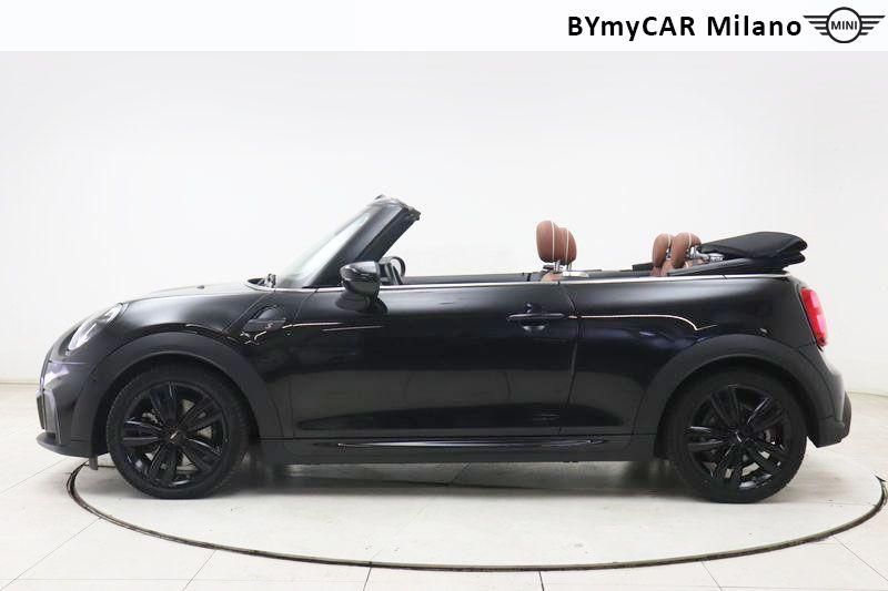 Mini Mini Mini Cabrio 2.0 Cooper S JCW auto https://cdn.bymycar.eu/it-bo/assets/images/vehicles/vo/4954/MINI-MINI-IV-CABRIO-F57-2021-jpg-15.jpg