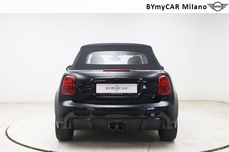 Mini Mini Mini Cabrio 2.0 Cooper S JCW auto https://cdn.bymycar.eu/it-bo/assets/images/vehicles/vo/4954/MINI-MINI-IV-CABRIO-F57-2021-jpg-3.jpg