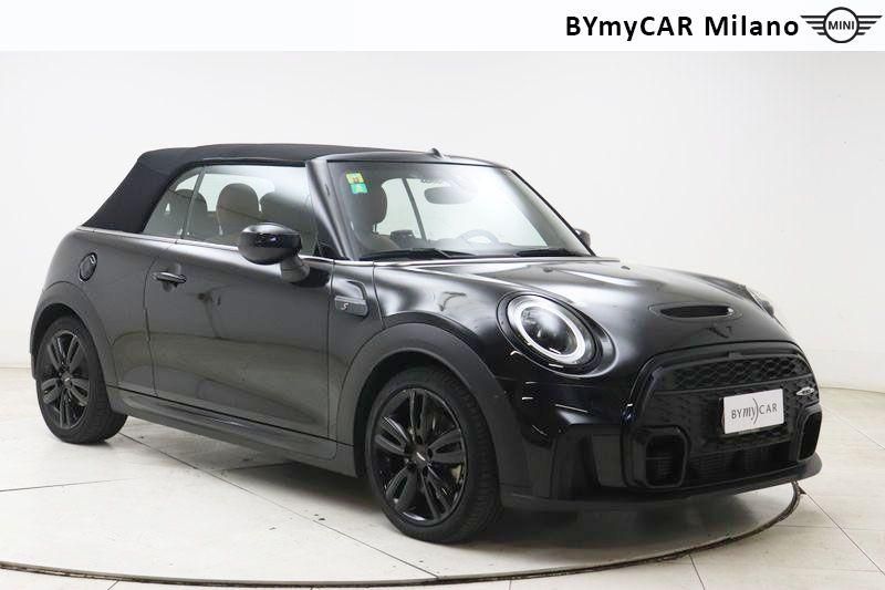 Mini Mini Mini Cabrio 2.0 Cooper S JCW auto https://cdn.bymycar.eu/it-bo/assets/images/vehicles/vo/4954/MINI-MINI-IV-CABRIO-F57-2021-jpg-5.jpg
