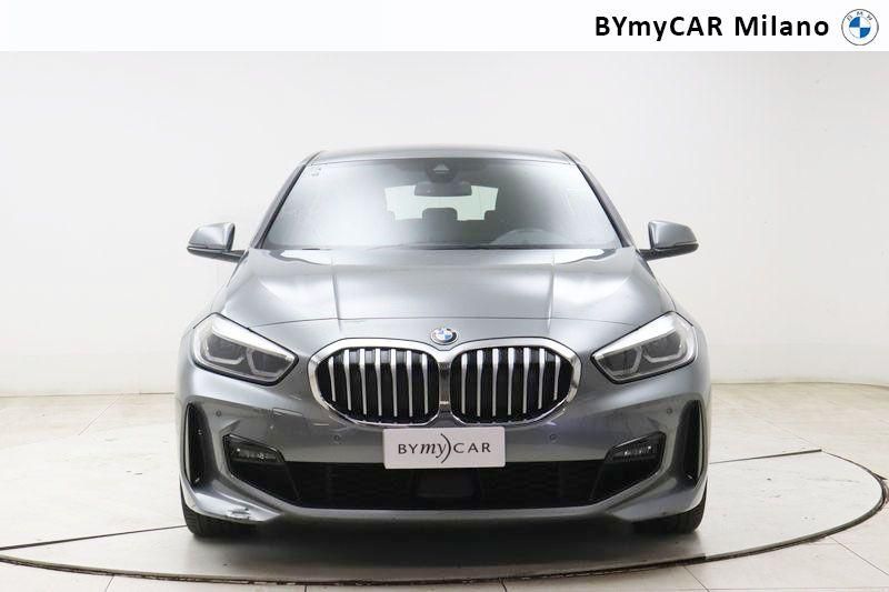 BMW Serie 1 116d Msport auto https://cdn.bymycar.eu/it-bo/assets/images/vehicles/vo/4956/BMW-SERIE-1-F40-jpg-4.jpg