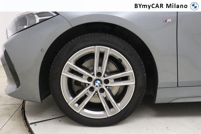 BMW Serie 1 116d Msport auto https://cdn.bymycar.eu/it-bo/assets/images/vehicles/vo/4956/BMW-SERIE-1-F40-jpg-9.jpg