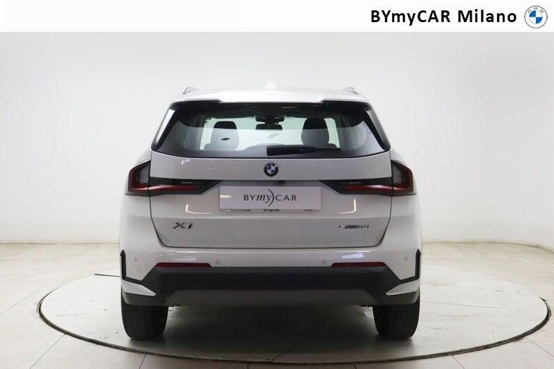 BMW X1 X1 sdrive18i X-Line Edition Essence auto https://cdn.bymycar.eu/it-bo/assets/images/vehicles/vo/4957/BMW-X1-U11-jpg-3.jpg