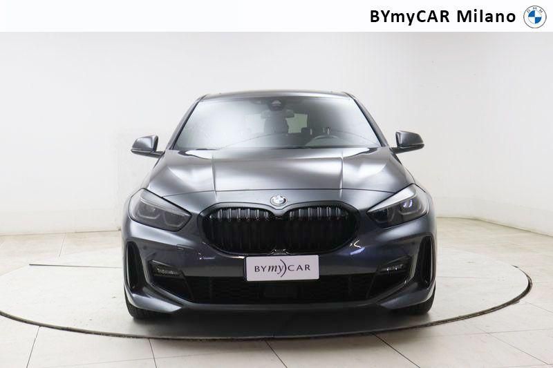 BMW Serie 1 120d xdrive Msport auto https://cdn.bymycar.eu/it-bo/assets/images/vehicles/vo/4959/BMW-SERIE-1-F40-jpg-4.jpg
