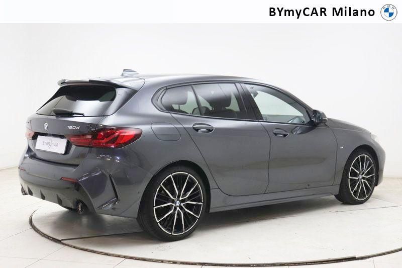 BMW Serie 1 120d xdrive Msport auto https://cdn.bymycar.eu/it-bo/assets/images/vehicles/vo/4959/BMW-SERIE-1-F40-jpg-7.jpg