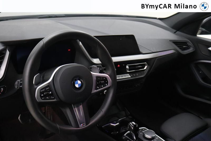 BMW Serie 1 118d Msport auto https://cdn.bymycar.eu/it-bo/assets/images/vehicles/vo/4962/BMW-SERIE-1-F40-jpg-10.jpg