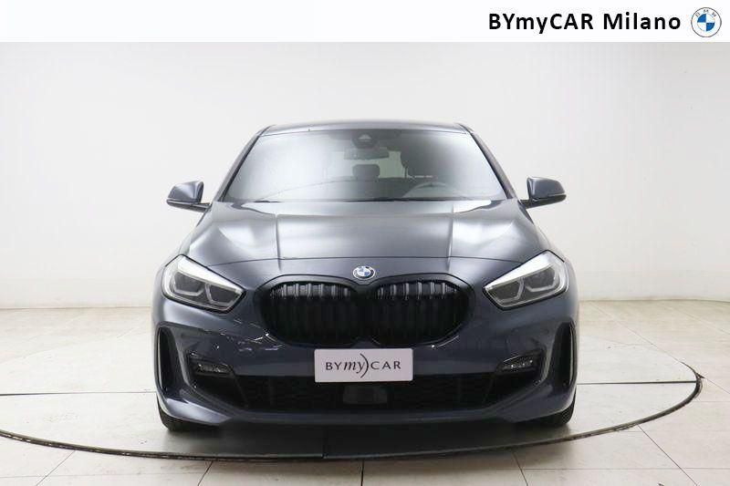 BMW Serie 1 118d Msport auto https://cdn.bymycar.eu/it-bo/assets/images/vehicles/vo/4962/BMW-SERIE-1-F40-jpg-4.jpg
