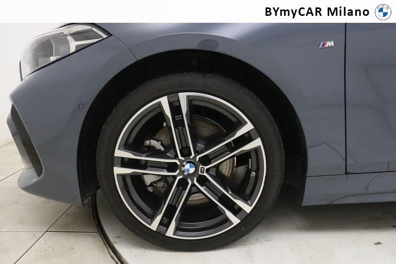 BMW Serie 1 118d Msport auto https://cdn.bymycar.eu/it-bo/assets/images/vehicles/vo/4962/BMW-SERIE-1-F40-jpg-9.jpg