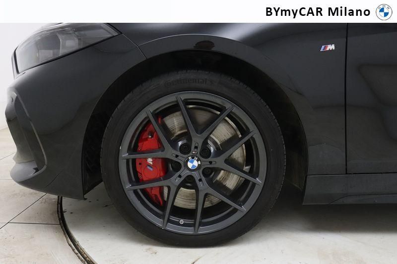 BMW Serie 1 116i Msport auto https://cdn.bymycar.eu/it-bo/assets/images/vehicles/vo/4963/BMW-SERIE-1-F40-jpg-9.jpg