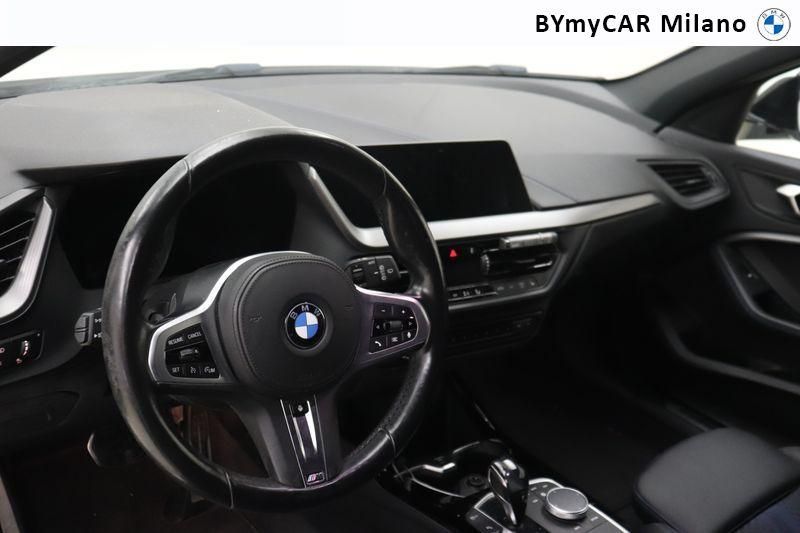 BMW Serie 1 118i Msport 136cv auto https://cdn.bymycar.eu/it-bo/assets/images/vehicles/vo/4969/BMW-SERIE-1-F40-jpg-10.jpg