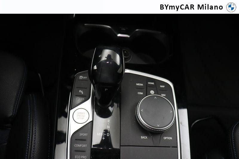 BMW Serie 1 118i Msport 136cv auto https://cdn.bymycar.eu/it-bo/assets/images/vehicles/vo/4969/BMW-SERIE-1-F40-jpg-12.jpg