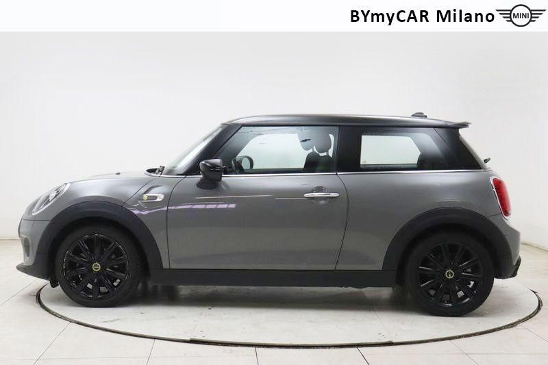 Mini Mini Mini 3p Cooper SE M auto https://cdn.bymycar.eu/it-bo/assets/images/vehicles/vo/4970/MINI-MINI-F56-FULL-ELECTRIC-jpg-3.jpg