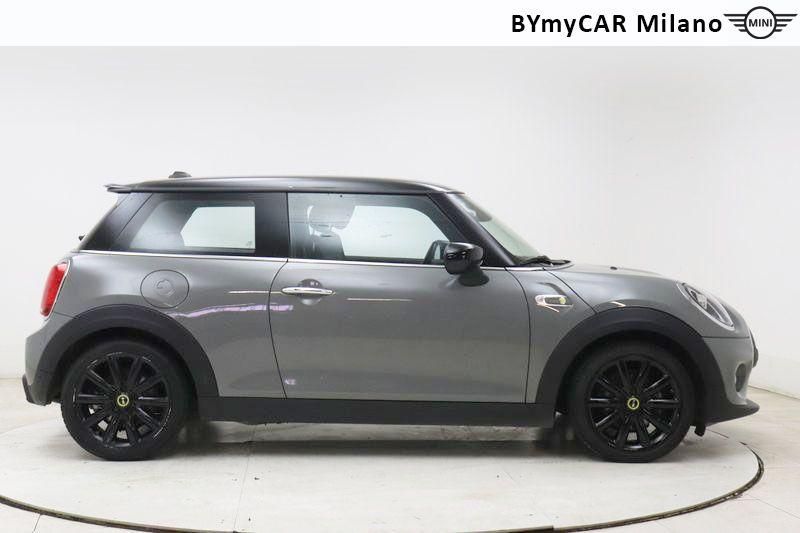 Mini Mini Mini 3p Cooper SE M auto https://cdn.bymycar.eu/it-bo/assets/images/vehicles/vo/4970/MINI-MINI-F56-FULL-ELECTRIC-jpg-7.jpg