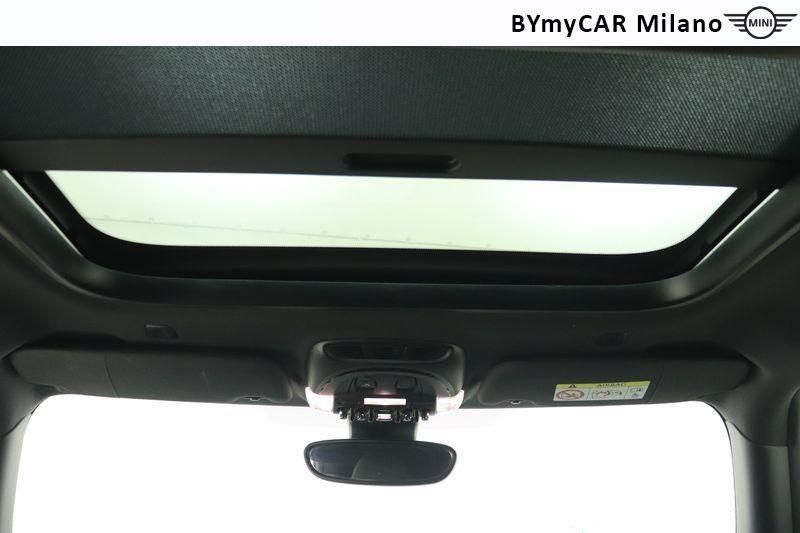 Mini Mini Mini 3p 2.0 JCW JCW auto https://cdn.bymycar.eu/it-bo/assets/images/vehicles/vo/4971/MINI-MINI-IV-F56-2021-3P-jpg-14.jpg