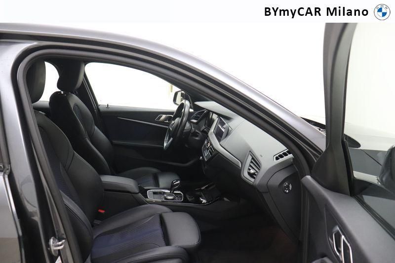 BMW Serie 1 118d Msport auto https://cdn.bymycar.eu/it-bo/assets/images/vehicles/vo/4973/BMW-SERIE-1-F40-jpg-8.jpg
