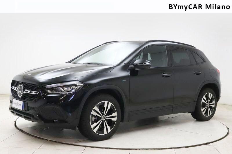 Mercedes GLA GLA 250 e phev (eq-power) Premium auto https://cdn.bymycar.eu/it-bo/assets/images/vehicles/vo/4975/MERCEDES-GLA-H247-2020-jpg-0.jpg