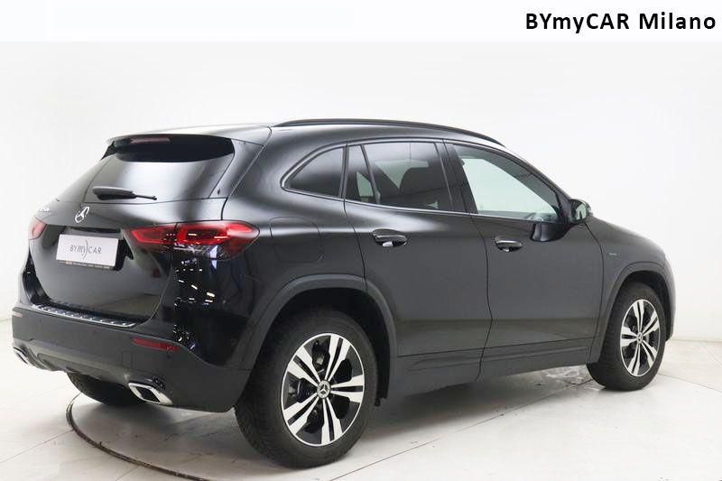Mercedes GLA GLA 250 e phev (eq-power) Premium auto https://cdn.bymycar.eu/it-bo/assets/images/vehicles/vo/4975/MERCEDES-GLA-H247-2020-jpg-7.jpg
