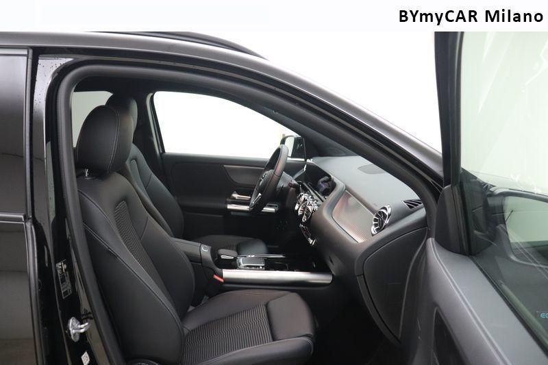 Mercedes GLA GLA 250 e phev (eq-power) Premium auto https://cdn.bymycar.eu/it-bo/assets/images/vehicles/vo/4975/MERCEDES-GLA-H247-2020-jpg-8.jpg