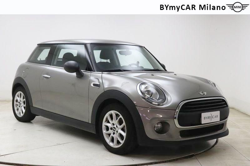 Mini Mini Mini 1.5 One D 3p https://cdn.bymycar.eu/it-bo/assets/images/vehicles/vo/4983/MINI-MINI-IV-F55-F56-2014-jpg-5.jpg