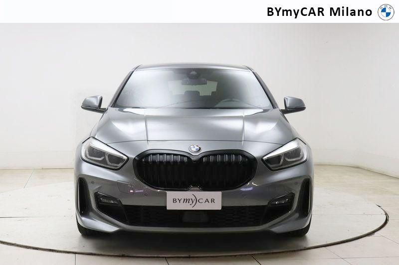 BMW Serie 1 118d Msport auto https://cdn.bymycar.eu/it-bo/assets/images/vehicles/vo/4984/BMW-SERIE-1-F40-jpg-6.jpg