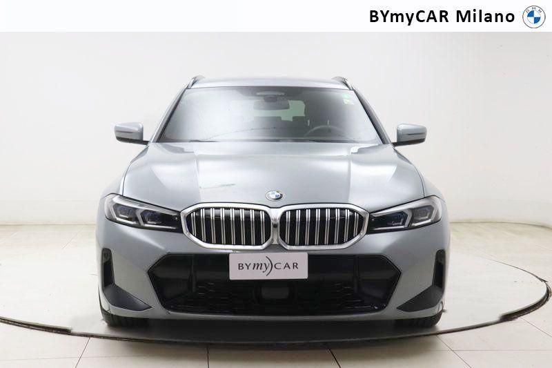 BMW Serie 3 320d Touring mhev 48V xdrive MSport auto https://cdn.bymycar.eu/it-bo/assets/images/vehicles/vo/5007/BMW-SERIE-3-G21-2022-TOURING-jpg-4.jpg