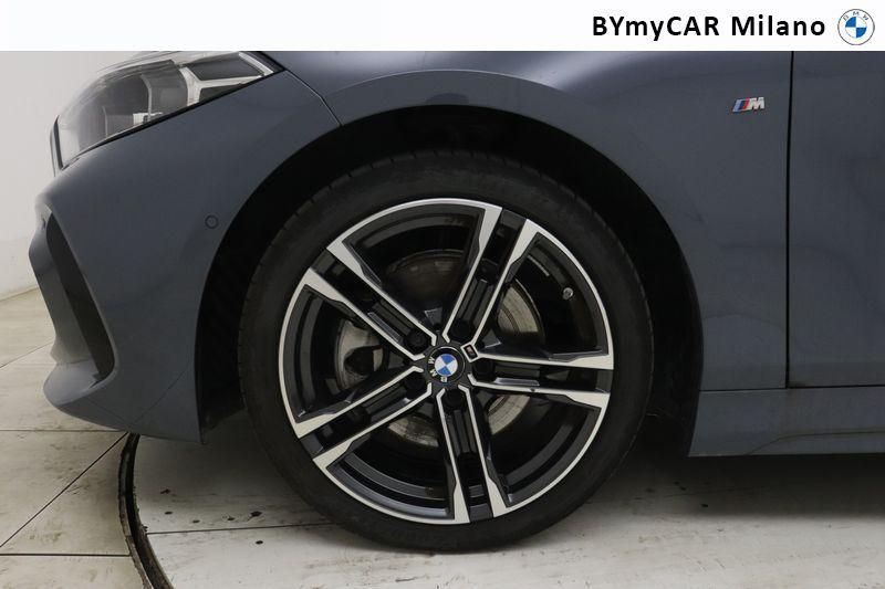 BMW Serie 1 118d Msport auto https://cdn.bymycar.eu/it-bo/assets/images/vehicles/vo/5009/BMW-SERIE-1-F40-jpg-9.jpg