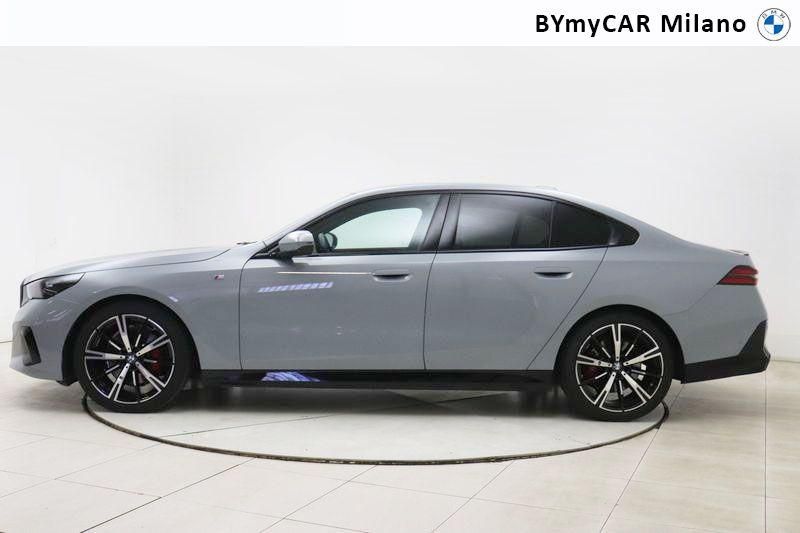 BMW Serie 5 520d 48V sdrive MSport auto https://cdn.bymycar.eu/it-bo/assets/images/vehicles/vo/5014/BMW-SERIE-5-G60-BERLINA-jpg-2.jpg