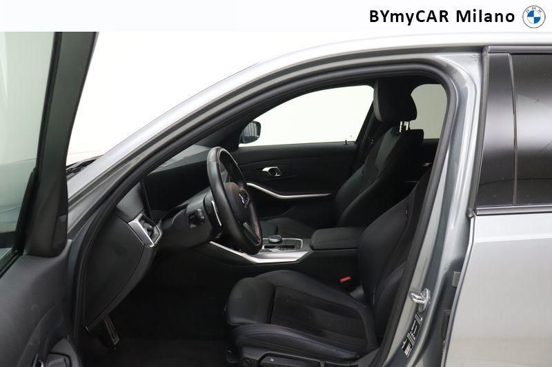 BMW Serie 3 320d mhev 48V MSport auto https://cdn.bymycar.eu/it-bo/assets/images/vehicles/vo/5016/BMW-SERIE-3-G20-2022-BERLINA-jpg-11.jpg
