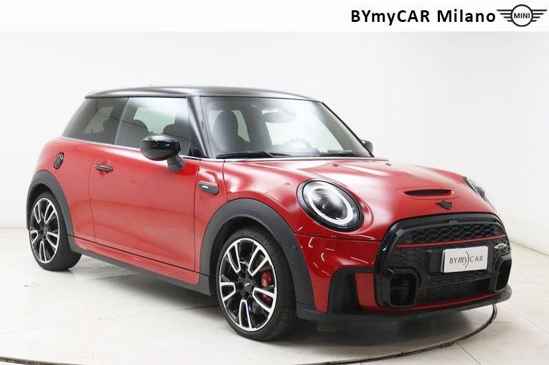 Mini Mini Mini 3p 2.0 JCW Essential auto https://cdn.bymycar.eu/it-bo/assets/images/vehicles/vo/5124/MINI-MINI-IV-F56-2021-3P-jpg-6.jpg