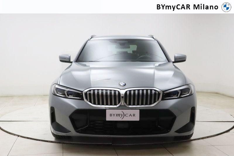 BMW Serie 3 320d Touring mhev 48V xdrive MSport auto https://cdn.bymycar.eu/it-bo/assets/images/vehicles/vo/5130/BMW-SERIE-3-G21-2022-TOURING-jpg-5.jpg