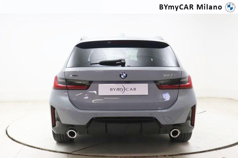 BMW Serie 3 320d Touring mhev 48V xdrive MSport auto https://cdn.bymycar.eu/it-bo/assets/images/vehicles/vo/5131/BMW-SERIE-3-G21-2022-TOURING-jpg-4.jpg