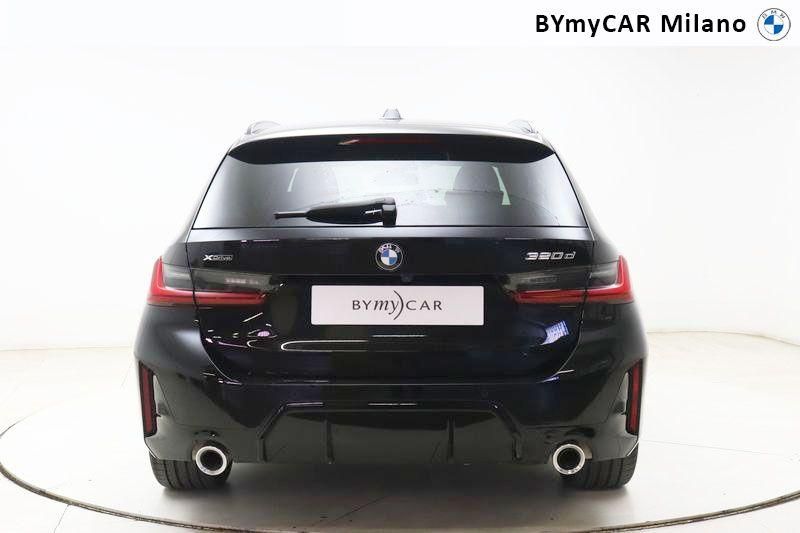 BMW Serie 3 320d Touring mhev 48V xdrive MSport auto https://cdn.bymycar.eu/it-bo/assets/images/vehicles/vo/5137/BMW-SERIE-3-G21-2022-TOURING-jpg-3.jpg