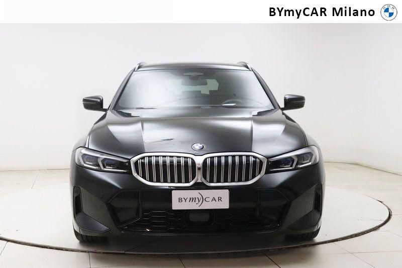 BMW Serie 3 320d Touring mhev 48V xdrive MSport auto https://cdn.bymycar.eu/it-bo/assets/images/vehicles/vo/5137/BMW-SERIE-3-G21-2022-TOURING-jpg-4.jpg