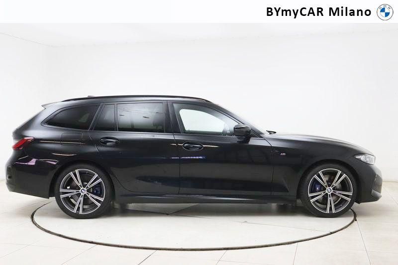 BMW Serie 3 320d Touring mhev 48V xdrive MSport auto https://cdn.bymycar.eu/it-bo/assets/images/vehicles/vo/5137/BMW-SERIE-3-G21-2022-TOURING-jpg-6.jpg
